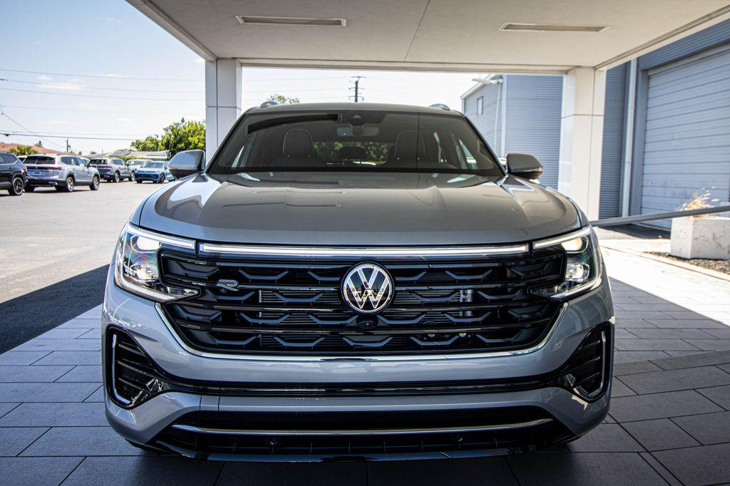 new 2026 Volkswagen Atlas Cross Sport car, priced at $51,922