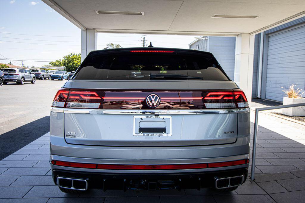 new 2026 Volkswagen Atlas Cross Sport car, priced at $51,922
