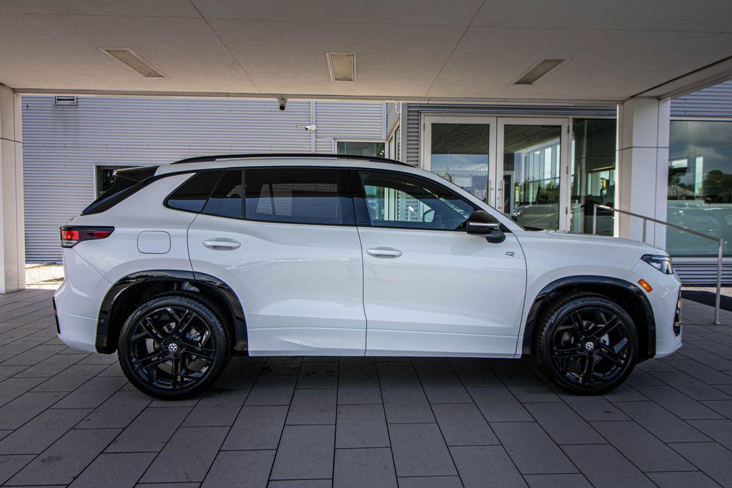 new 2026 Volkswagen Tiguan car, priced at $37,888