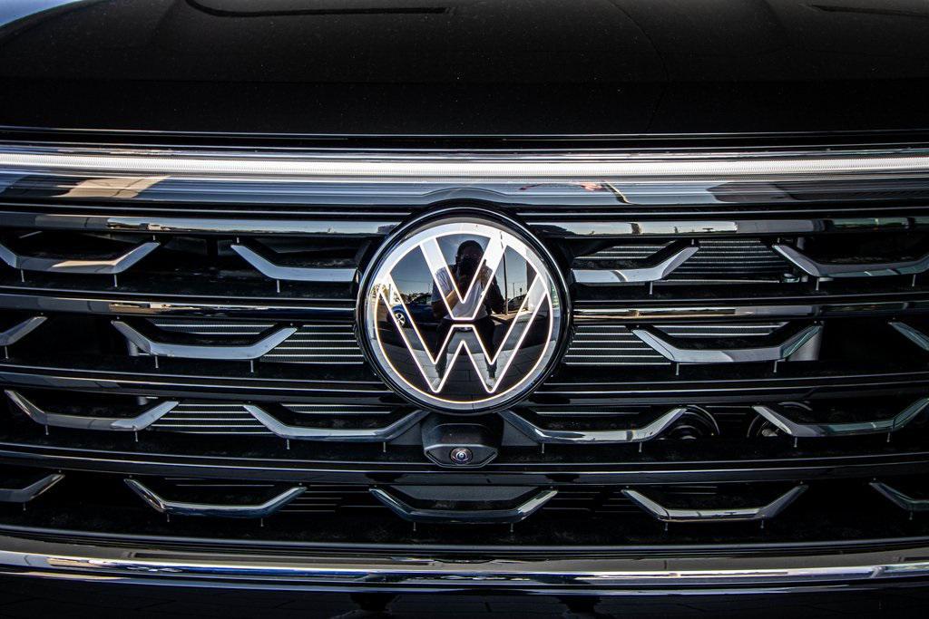 new 2026 Volkswagen Atlas car, priced at $52,394