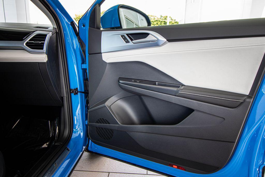 new 2026 Volkswagen Taos car, priced at $31,835