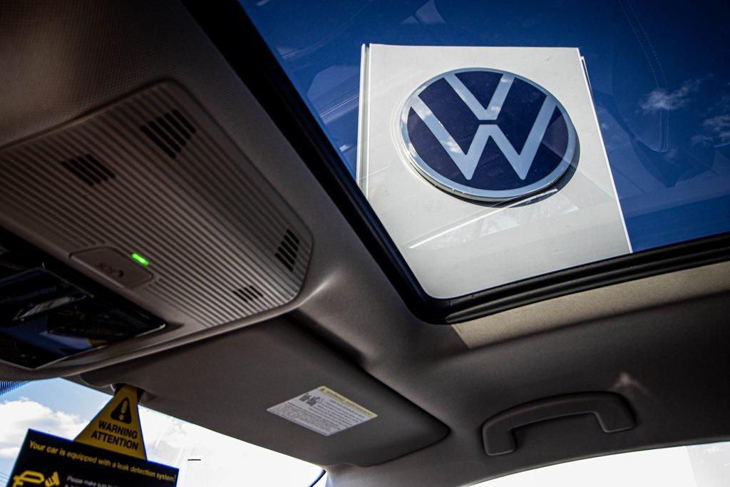 new 2026 Volkswagen Atlas car, priced at $43,903