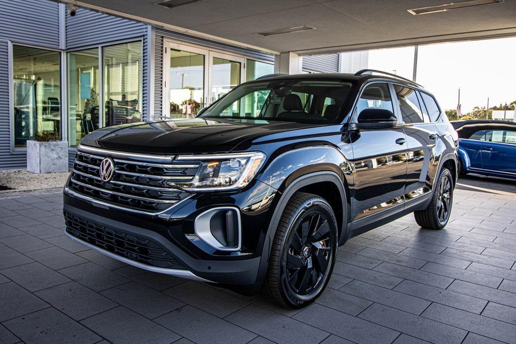 new 2026 Volkswagen Atlas car, priced at $43,903