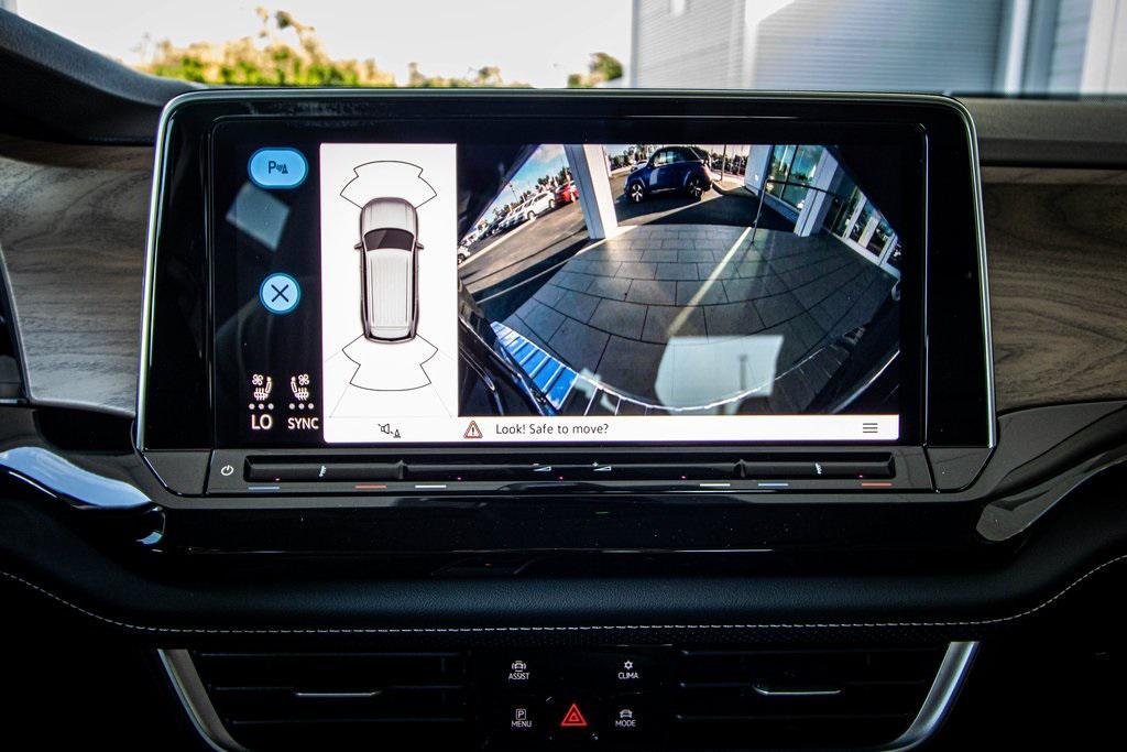 new 2026 Volkswagen Atlas car, priced at $43,903