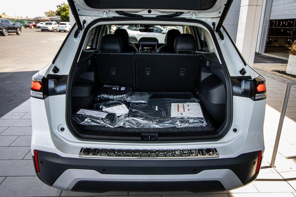 new 2026 Volkswagen Tiguan car, priced at $33,964