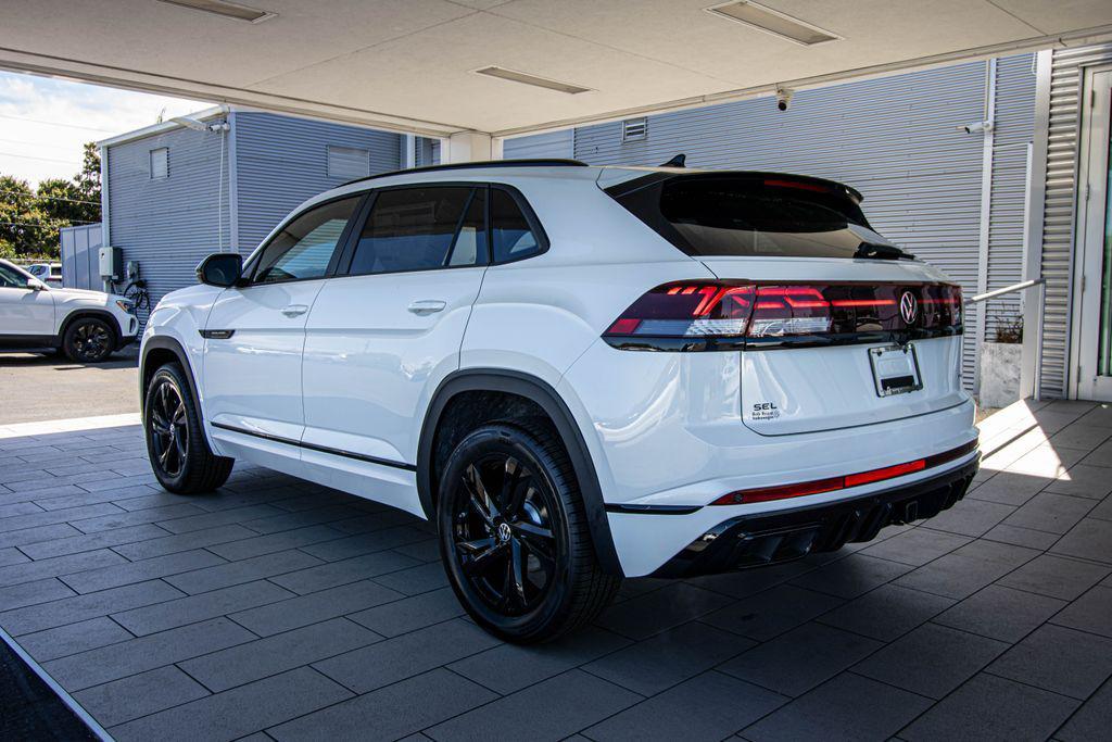 new 2026 Volkswagen Atlas Cross Sport car, priced at $48,301