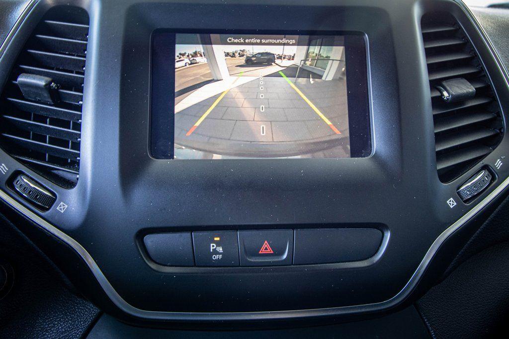 used 2019 Jeep Cherokee car, priced at $14,995