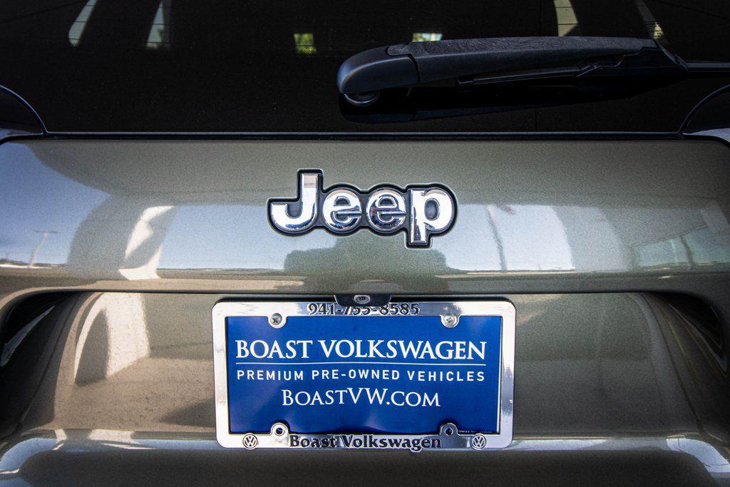 used 2019 Jeep Cherokee car, priced at $14,995