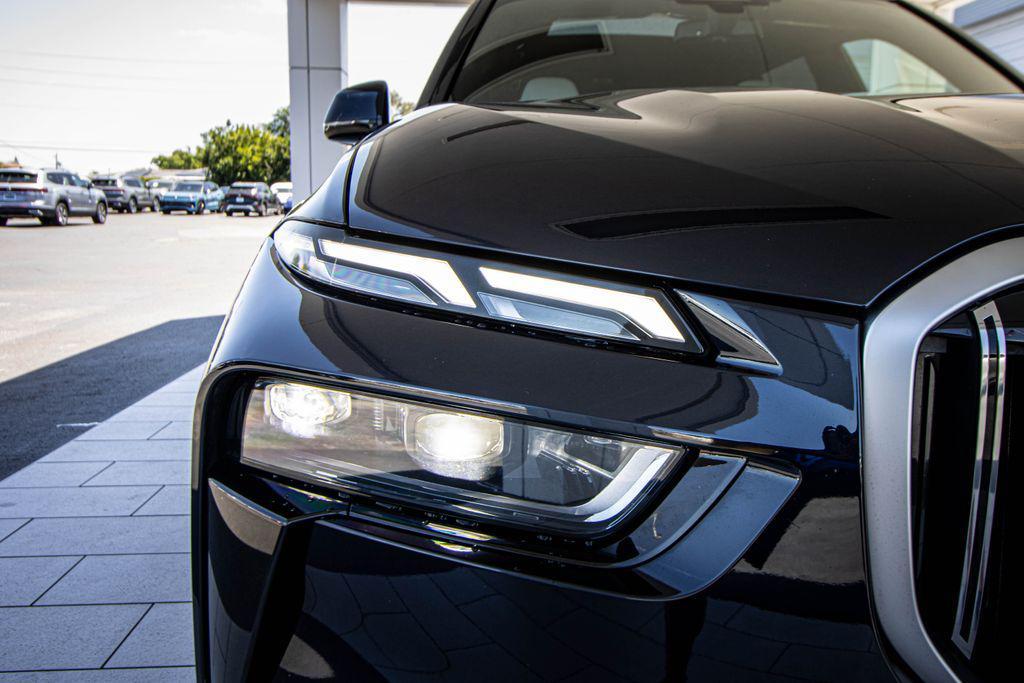 used 2025 BMW X7 car, priced at $81,500