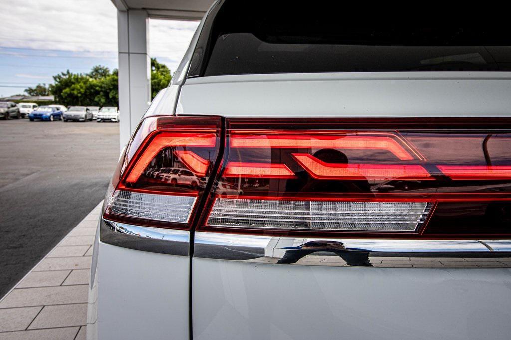 new 2026 Volkswagen Atlas Cross Sport car, priced at $44,843