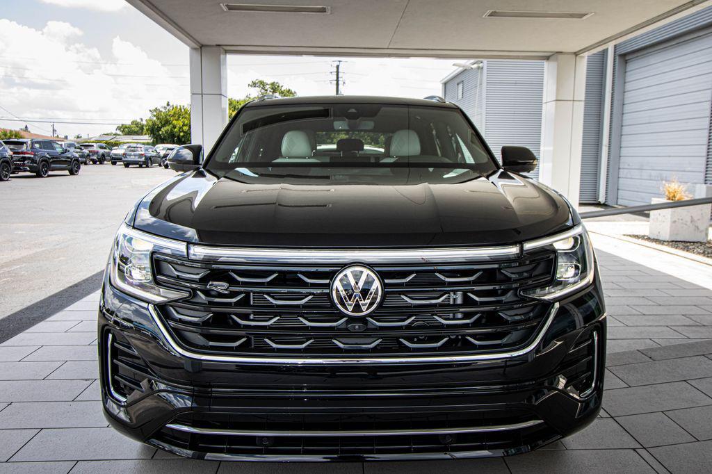 new 2026 Volkswagen Atlas Cross Sport car, priced at $51,837