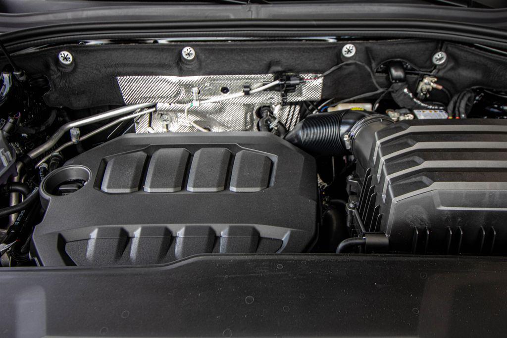new 2026 Volkswagen Atlas Cross Sport car, priced at $51,837
