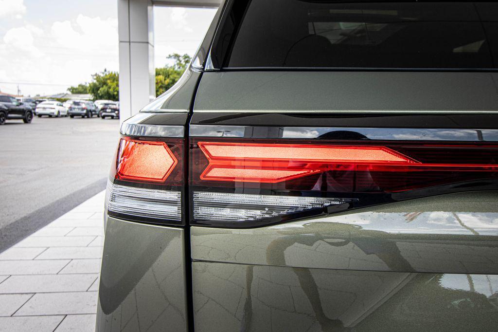 new 2026 Volkswagen Tiguan car, priced at $38,268