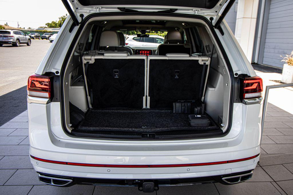 used 2025 Volkswagen Atlas car, priced at $45,467