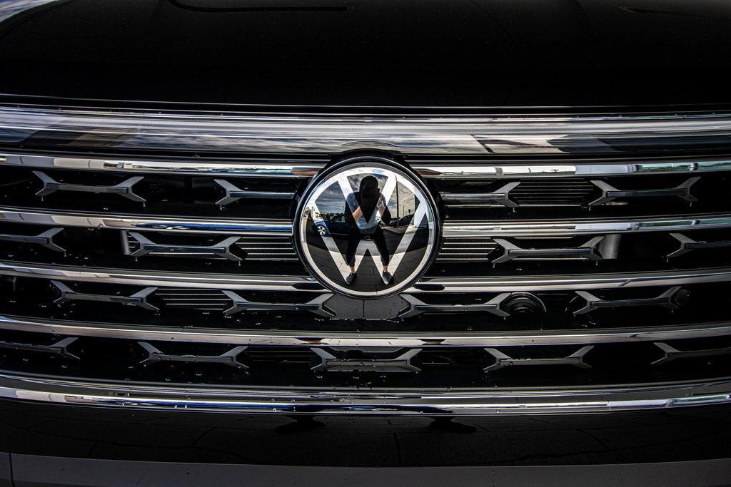new 2026 Volkswagen Atlas car, priced at $39,233