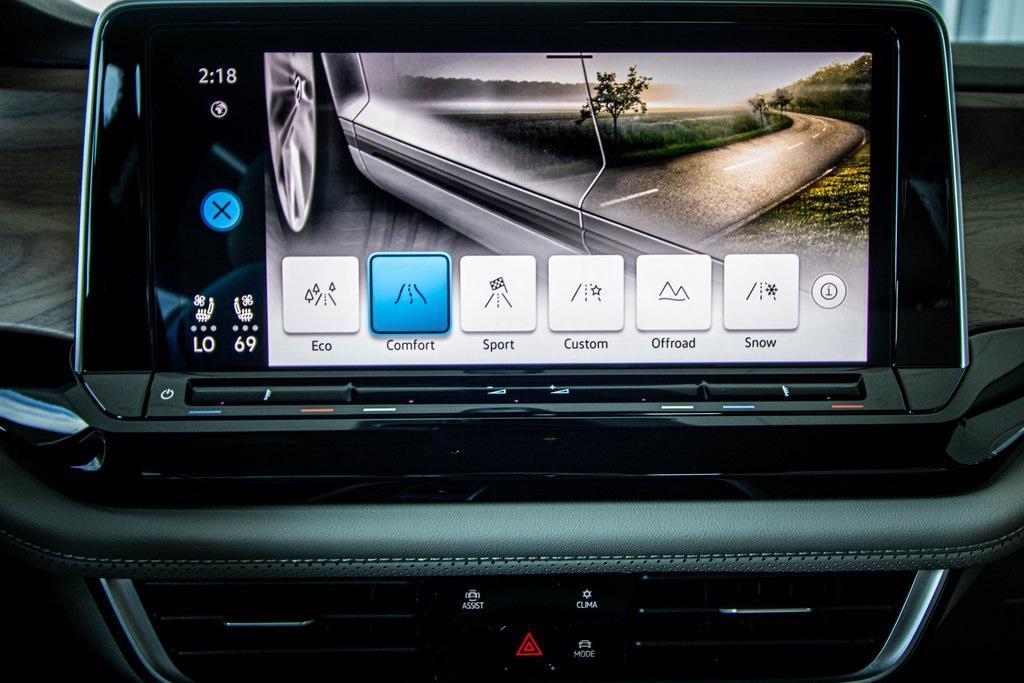 new 2026 Volkswagen Atlas car, priced at $39,233