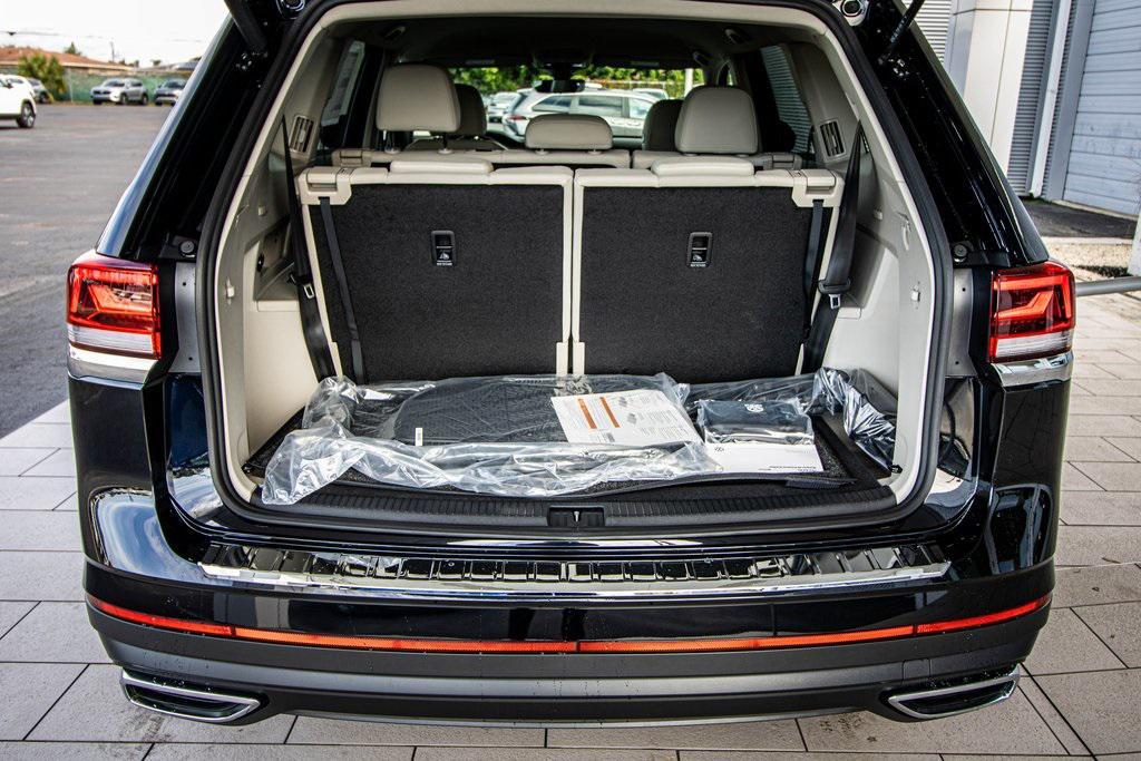 new 2026 Volkswagen Atlas car, priced at $39,233