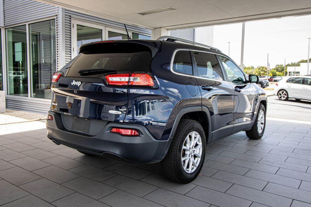 used 2015 Jeep Cherokee car, priced at $11,744
