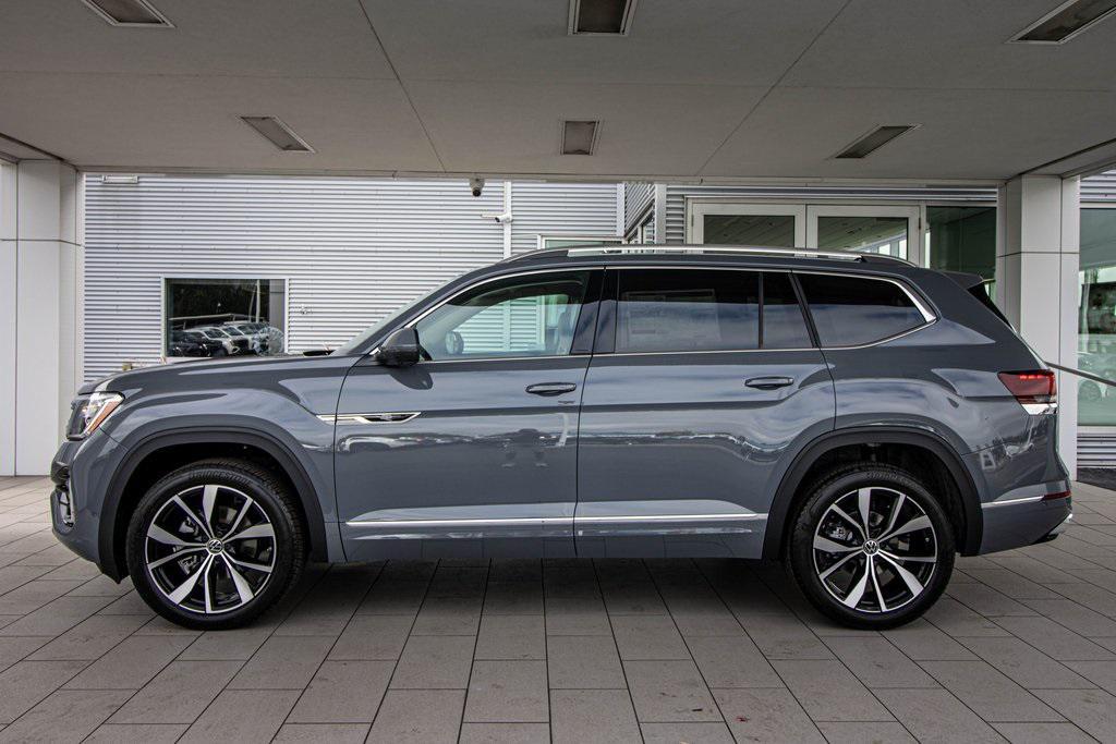 new 2026 Volkswagen Atlas car, priced at $53,336