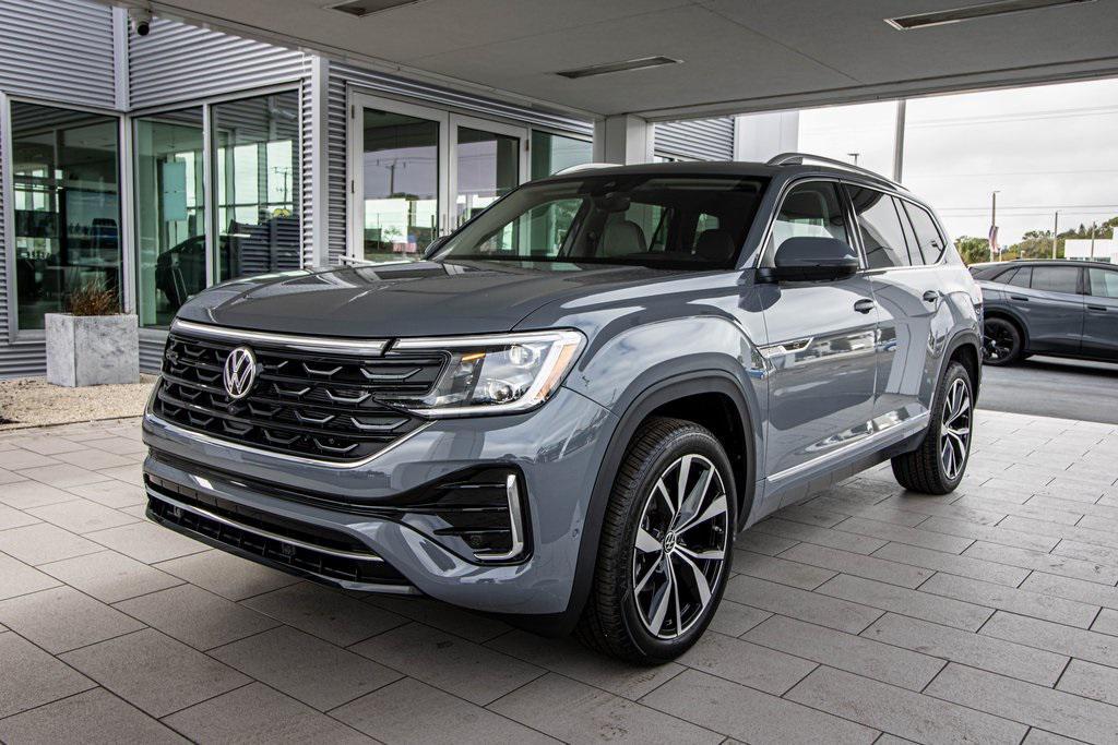 new 2026 Volkswagen Atlas car, priced at $53,336