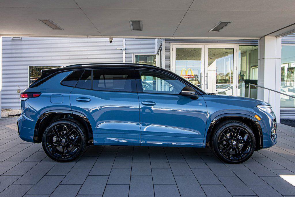 new 2026 Volkswagen Tiguan car, priced at $38,305