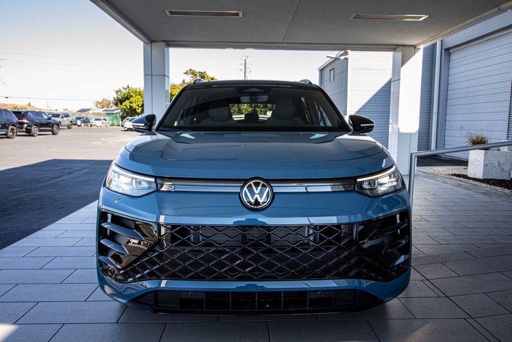 new 2026 Volkswagen Tiguan car, priced at $38,305