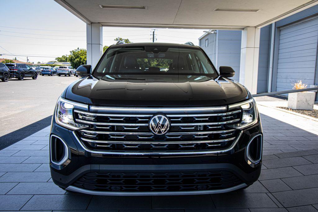 used 2024 Volkswagen Atlas car, priced at $35,093