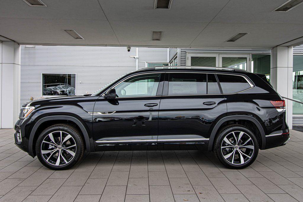 new 2026 Volkswagen Atlas car, priced at $53,301