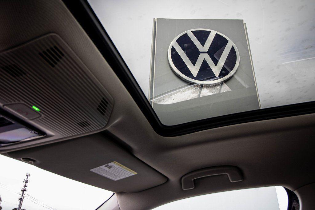 new 2026 Volkswagen Atlas car, priced at $53,301