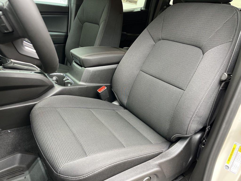 new 2026 GMC Canyon car, priced at $43,575