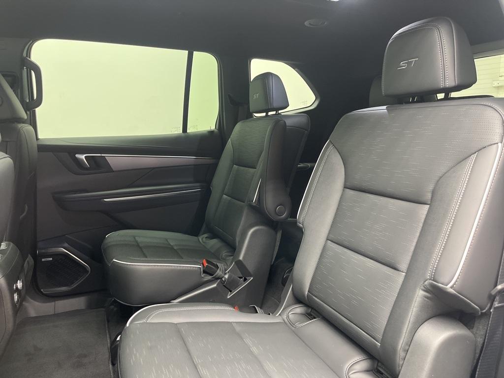 new 2025 Buick Enclave car, priced at $46,966