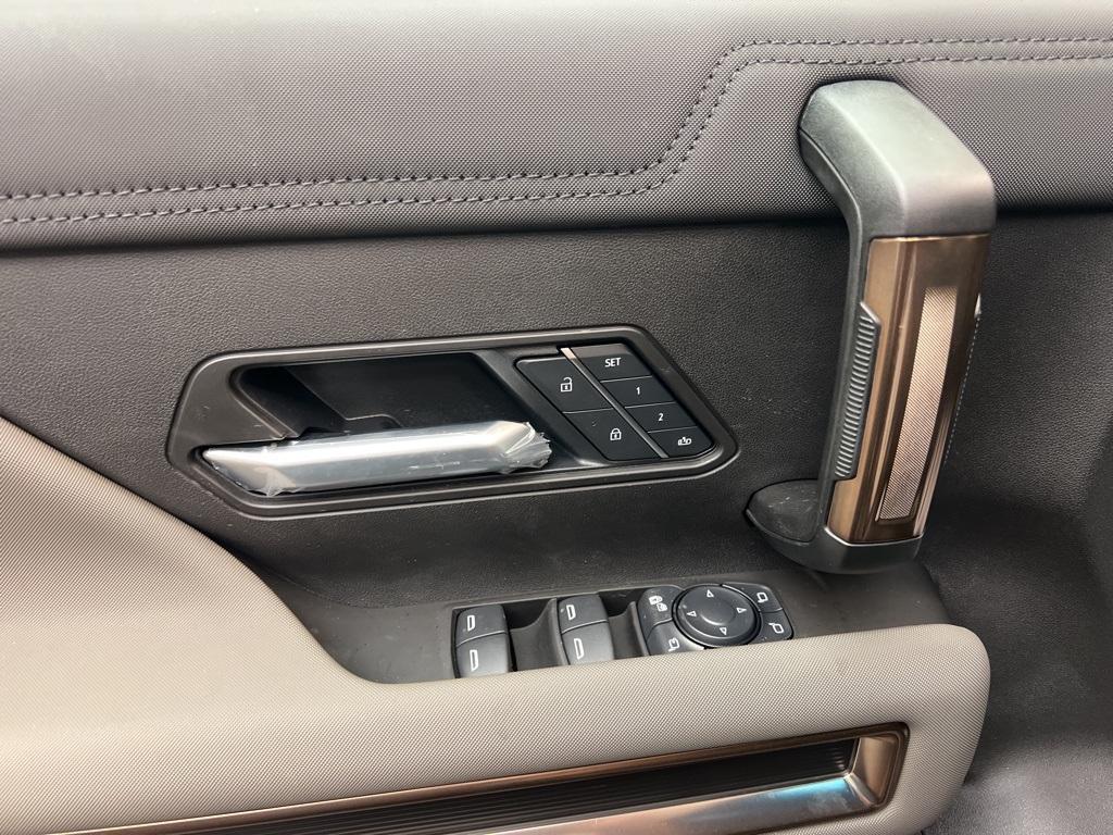 new 2025 GMC HUMMER EV SUV car, priced at $89,990