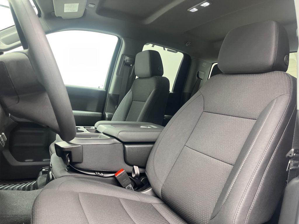 new 2026 GMC Sierra 1500 car, priced at $42,999