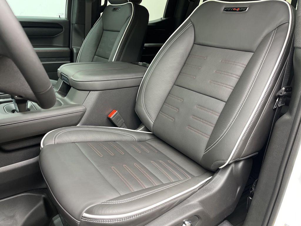 new 2026 GMC Sierra 1500 car, priced at $80,025