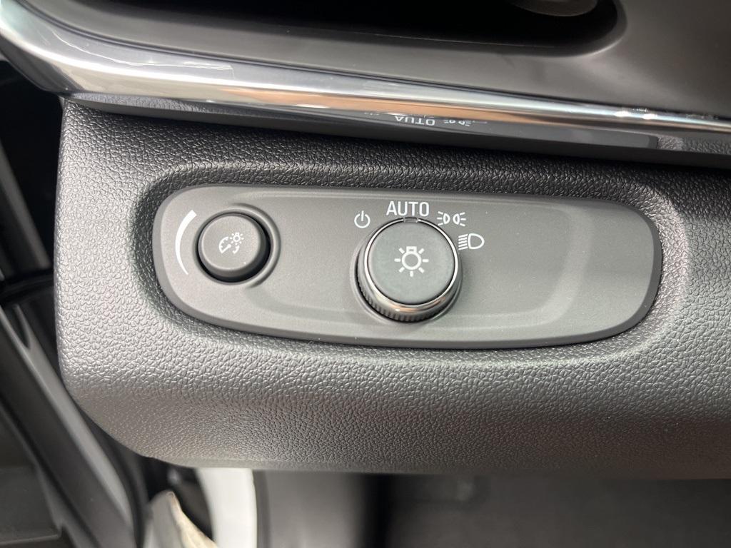 new 2026 Buick Envista car, priced at $26,558