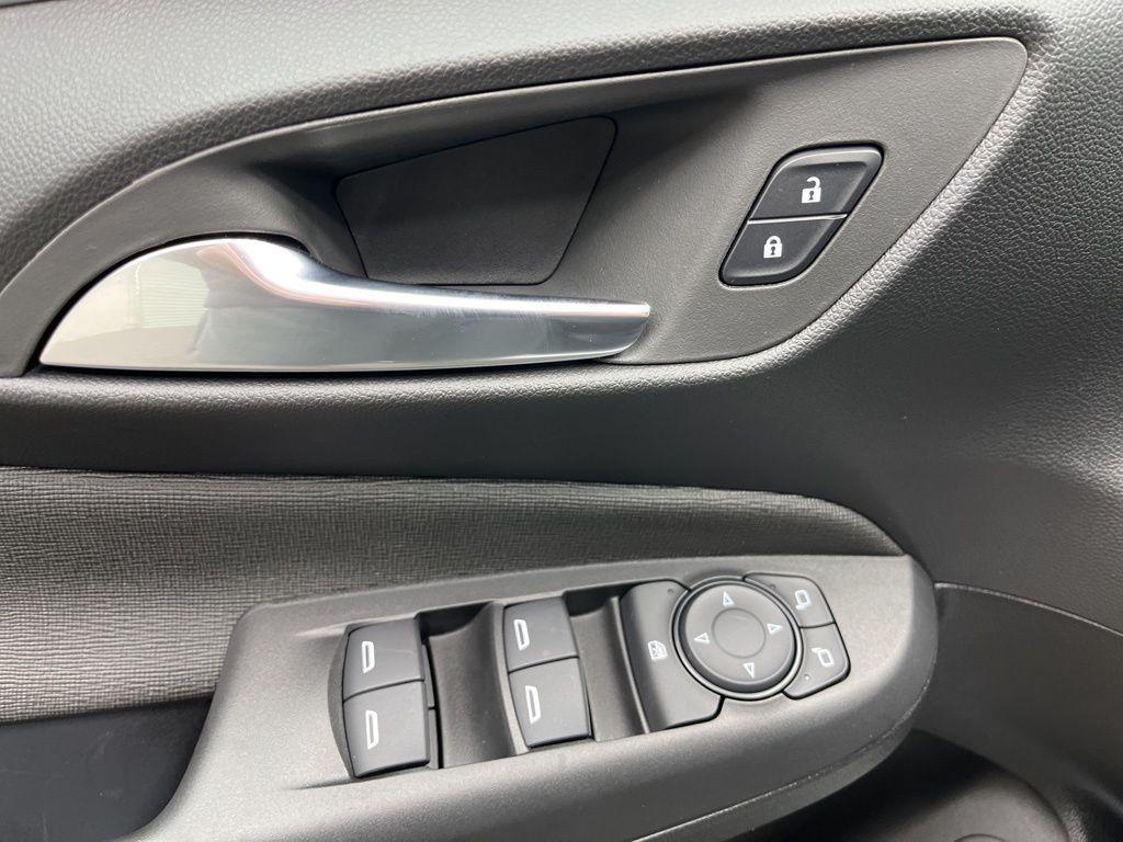 new 2026 Buick Envista car, priced at $28,091