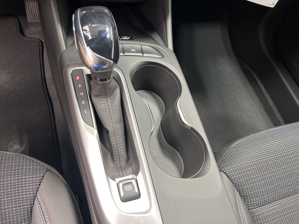 new 2026 Buick Envista car, priced at $28,093