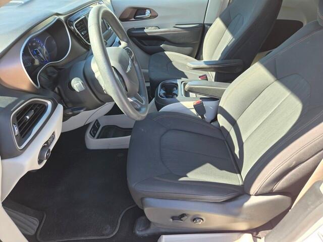 used 2018 Chrysler Pacifica car, priced at $15,990