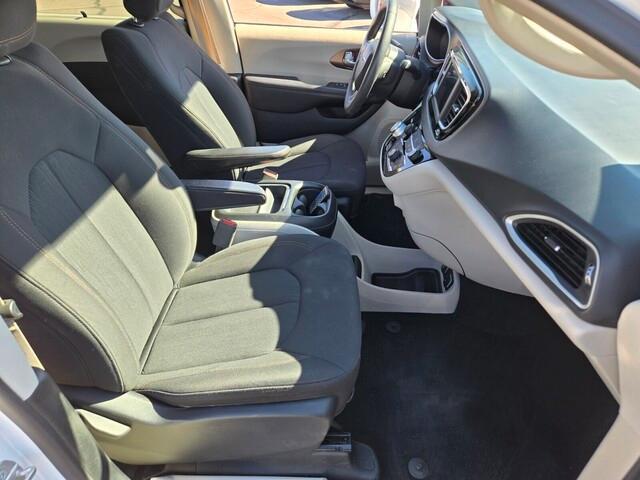 used 2018 Chrysler Pacifica car, priced at $15,990
