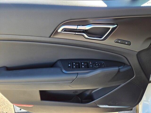 new 2026 Kia Sportage Hybrid car, priced at $39,967