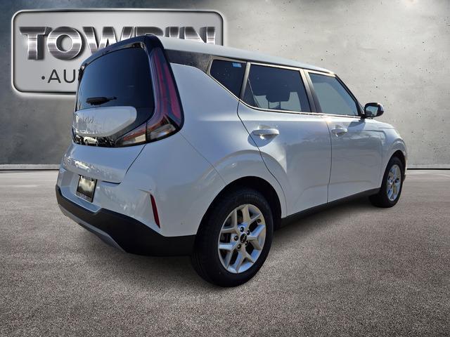 used 2024 Kia Soul car, priced at $17,200