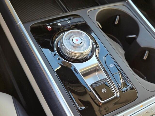 new 2026 Kia Carnival Hybrid car, priced at $42,626