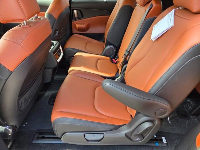 new 2026 Kia Carnival Hybrid car, priced at $44,084