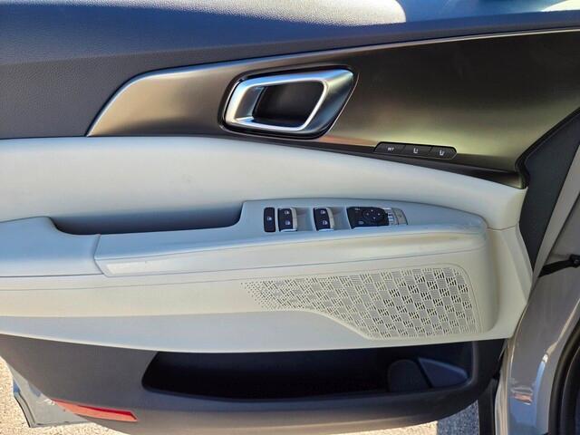 new 2026 Kia Carnival Hybrid car, priced at $51,466