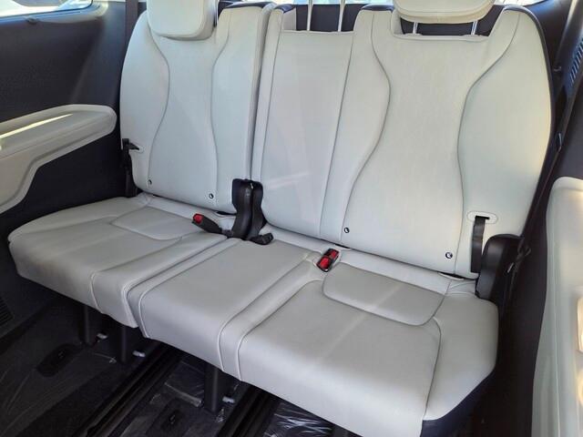 new 2026 Kia Carnival Hybrid car, priced at $49,486