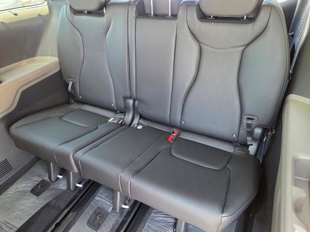 new 2026 Kia Carnival car, priced at $44,110