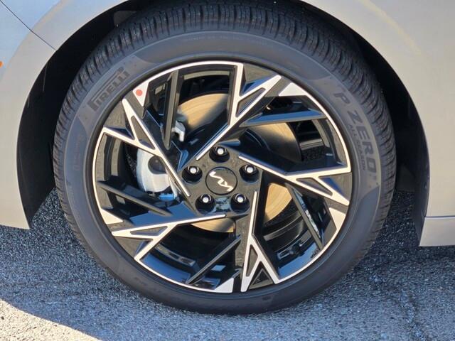 new 2026 Kia K5 car, priced at $28,684