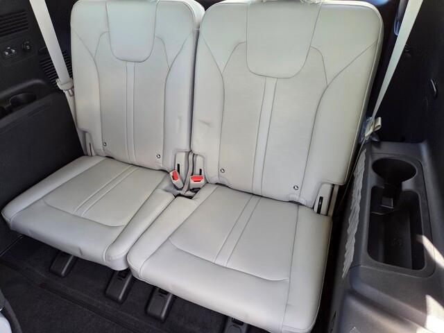 new 2026 Kia Sorento car, priced at $35,636