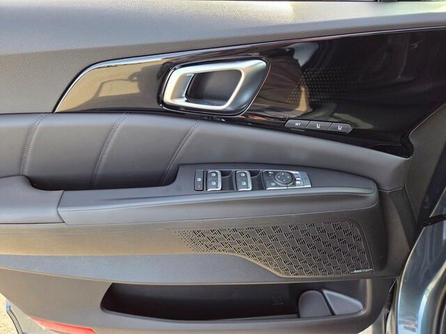 new 2026 Kia Carnival Hybrid car, priced at $55,186