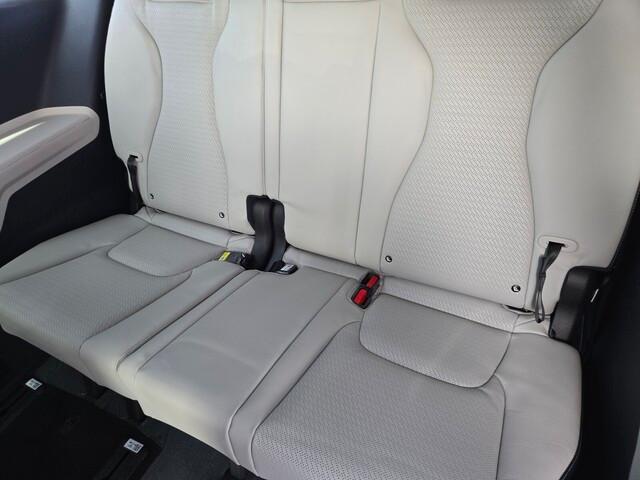 new 2026 Kia Carnival Hybrid car, priced at $55,416